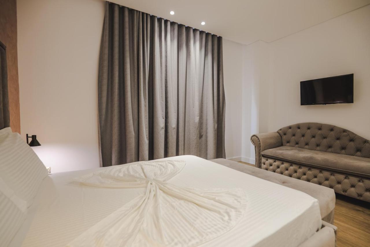 Luxury Villa Alisja Sarande With Private Beach Eksteriør billede