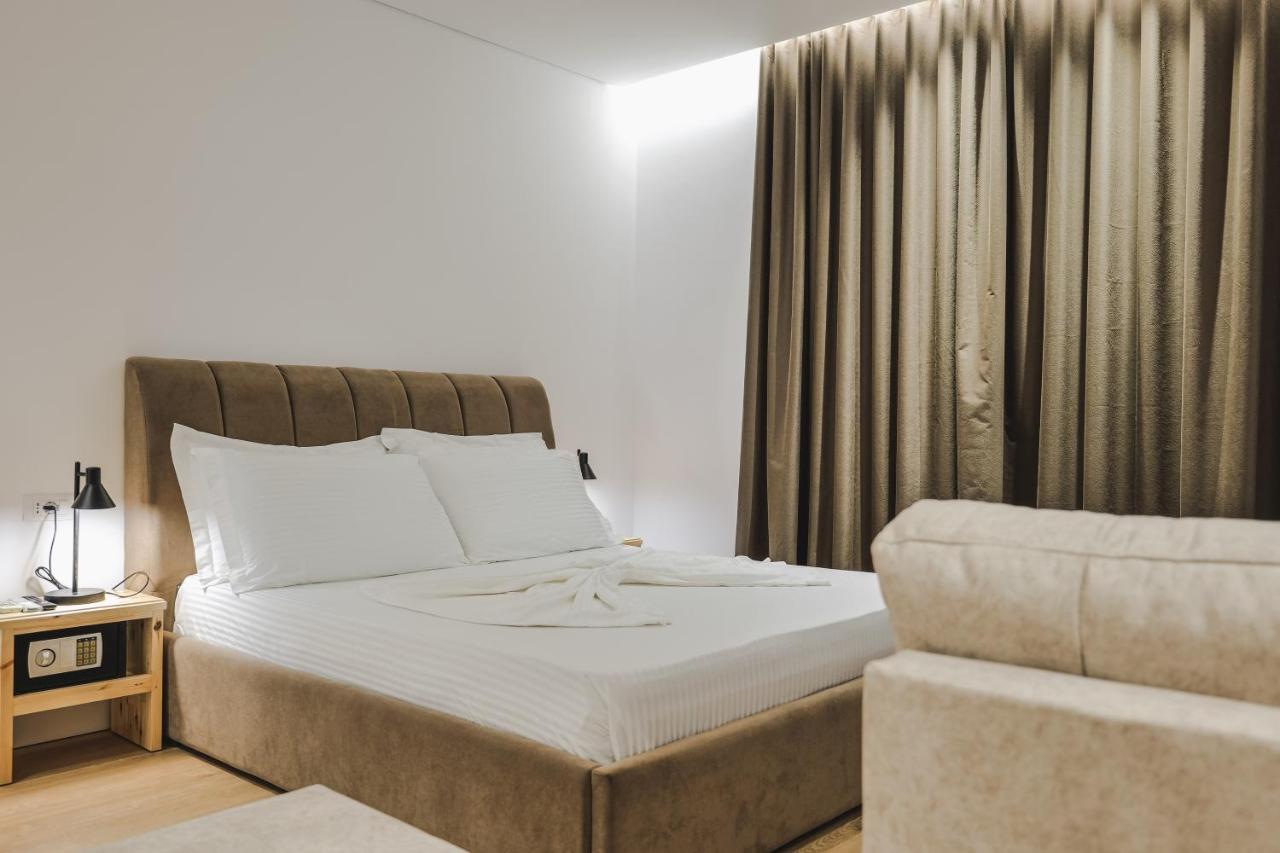 Luxury Villa Alisja Sarande With Private Beach Eksteriør billede
