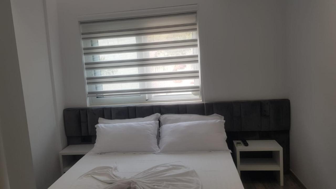 Luxury Villa Alisja Sarande With Private Beach Værelse billede